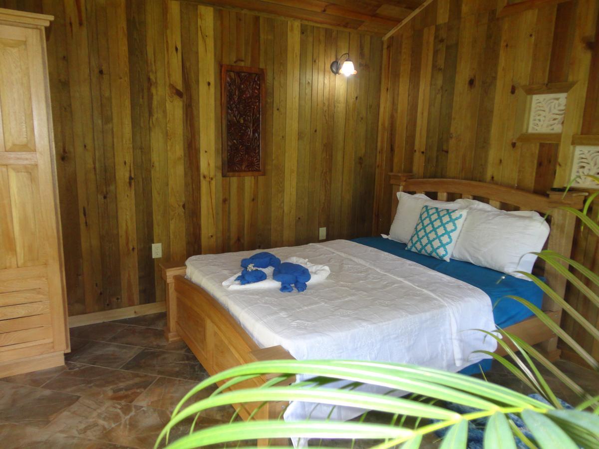 J And H Garden Cabinas Bocas Town Dış mekan fotoğraf