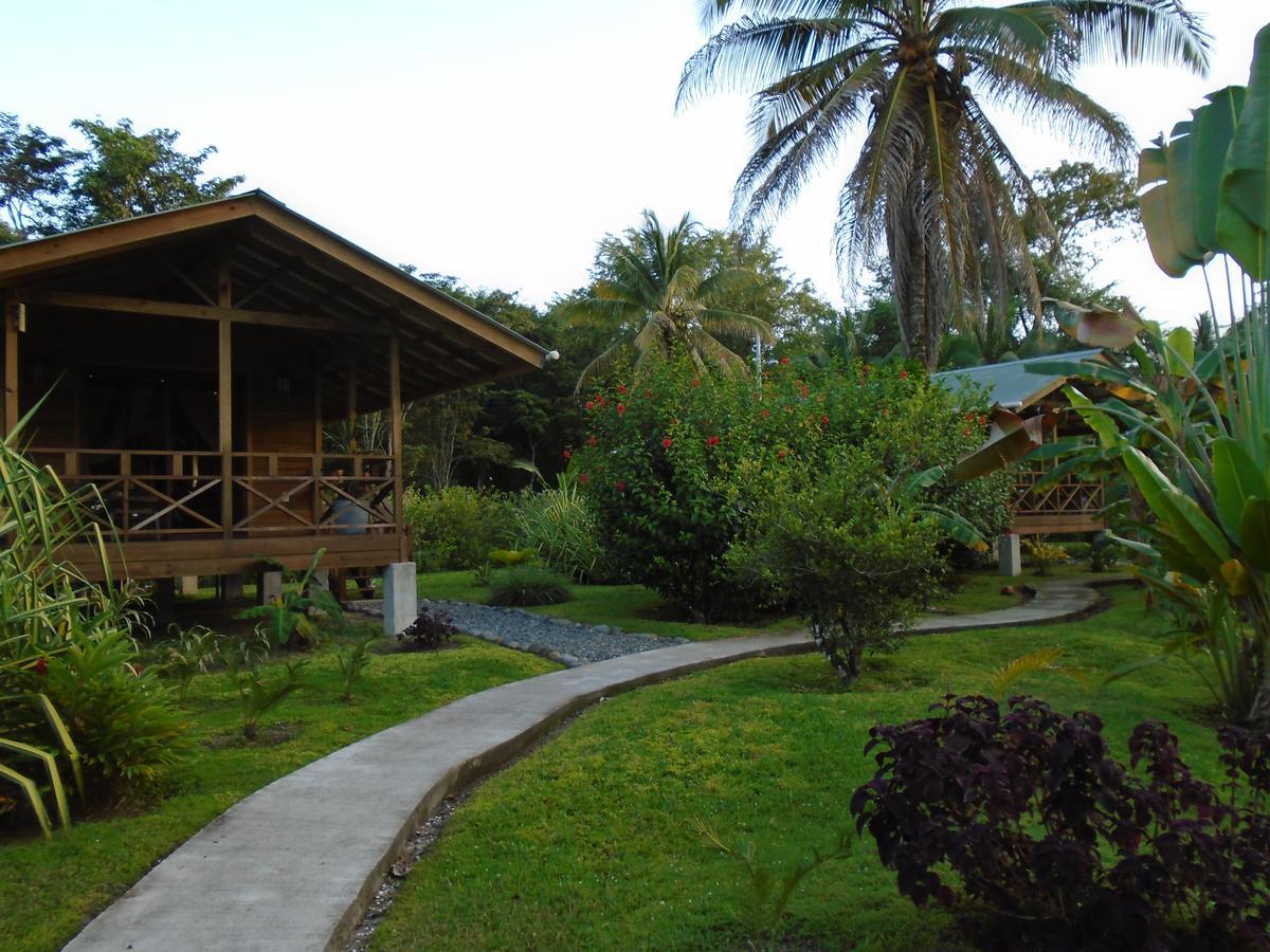 J And H Garden Cabinas Bocas Town Dış mekan fotoğraf